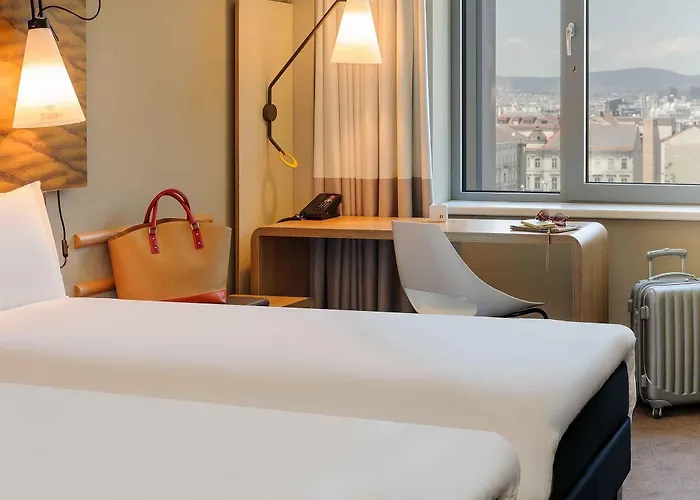 Hotel Ibis Hauptbahnhof 3*
